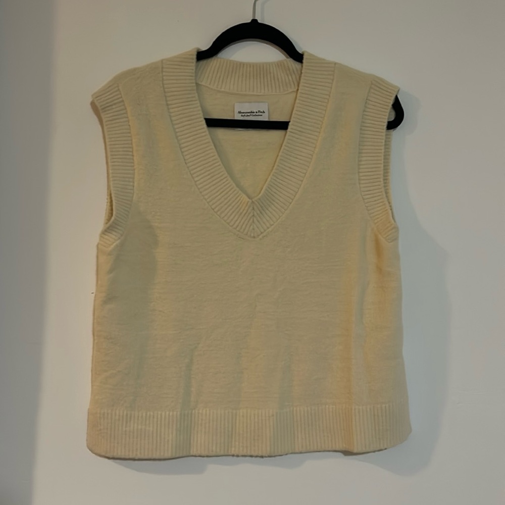 Abercrombie soft A&F sweatervest